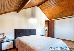 Moradia T3 Em Refóios, P. Lima