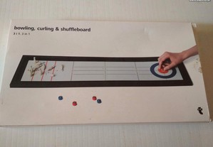 Jogo de curling e shuffleboard