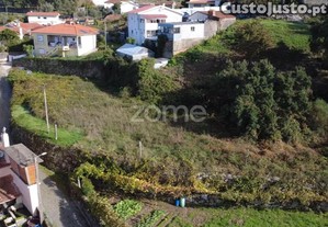 Terreno P/ Construção No Largo Da Igreja De...