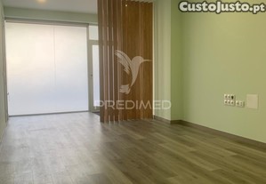 Apartamento t4 rasa v.n. de gaia