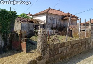 Moradia Em Maços - Chaves