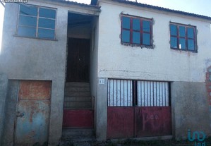 Casa de aldeia T2 em Leiria de 63,00 m²
