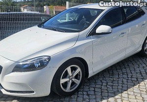 Volvo V40 1.6D - 13
