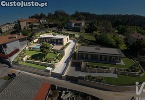 Terreno para construção em Rebordões (Santa Maria)