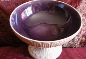 Taça SECLA marcada, interior em violeta