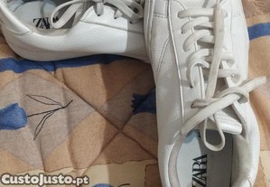 Sapatos desportivos marca