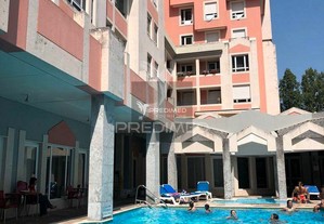 Apartamento t3 em condomínio com piscina - telheiras