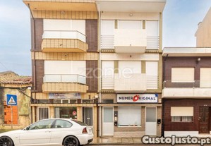 Loja Em Caxinas, Vila Do Conde