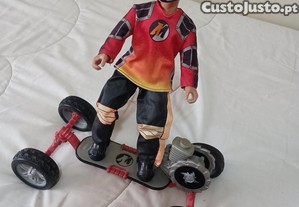 Action Man Skateboard - Brinquedo Criança