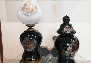 conj antigo , candeiro e pote grande em porcelana