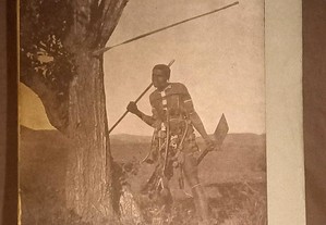 No país dos homens-leões (Nove anos entre Zulos, Bantos, Pigmeus, etc), por Attilio Gatti.