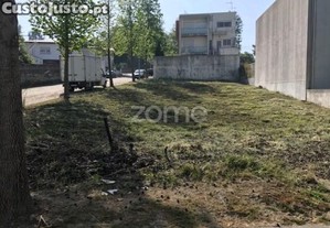 Lote Para Construção Urbana Na Maia Com 470 M2