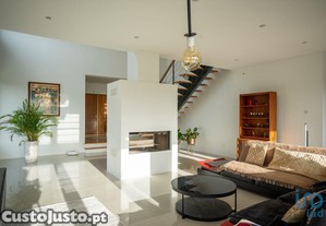 Casa / Villa T4 em Sobral de Monte Agraço de 270,00 m²