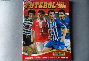 Caderneta de cromos de futebol vazia Futebol 2005/