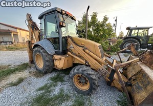 Retroescavadora New holland