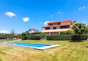 Casa / Villa T5 em Vila Real de 644,00 m²