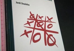 Prisioneiros com dilemas e estratégias dominantes (Teoria de jogos) - Jordi Deulofeu