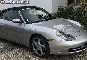Porsche 911 Carrera 4 (996)
