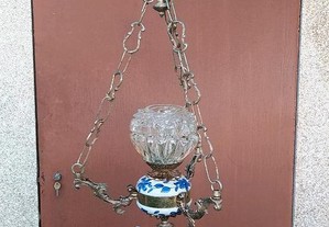 Candeeiro de cerâmica, vidro e latão