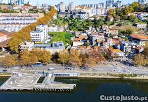 Moradia Tradicional Em Massarelos, A 2 Minutos...