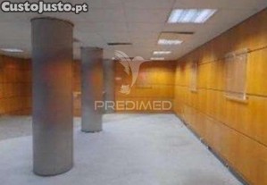 Loja à em paços de brandão   antiga agência bancária