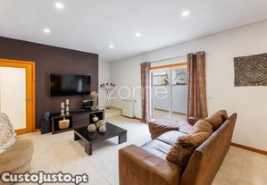 Andar Moradia T3, C/ Terraço E Garagem, São...