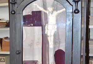 Oratório e crucifixo - artista da zona do Douro
