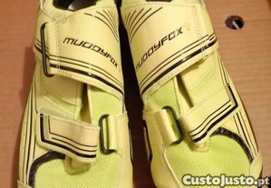 Sapatilhas de ciclismo novos