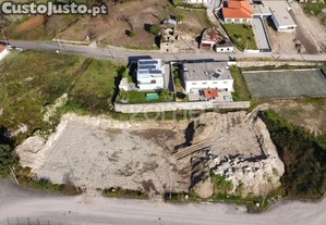 Lote De Terreno Para Construção De Uma Moradia...