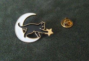 Pin Metalico Esmaltado Gato na Lua atrás da Estrela NOVO