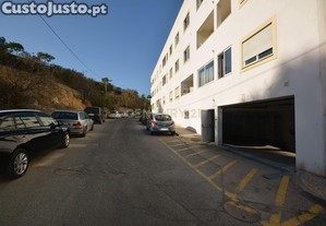 Espaço Para Armazém Ou Garagens Com 821 M2 Situado Na Baixa Albufeira