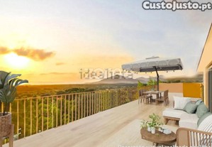 Moradia T4+1 Em Moledo Com Piscina, Terraços,...