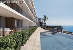 Apartamento T2 em Câmara de Lobos de 107,00 m²