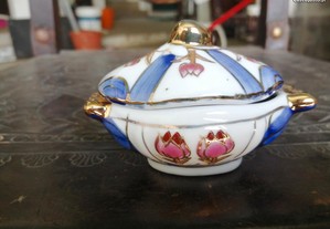 terrina miniatura vintage em porcelana ,nova, portes grátis