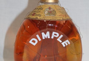Whisky "DIMPLE" anos 60 , muito bom estado de conservação