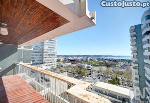 Apartamento T4 em Belém