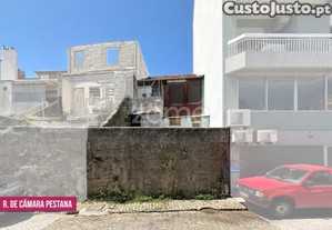 Prédio Para Construir Em Altura.