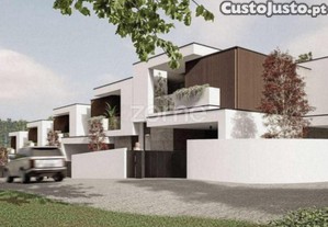 Moradia T3 Em Vale S. Martinho- Vila Nova De...