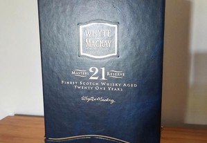 Garrafa Vazia c/Caixa de Cartão - Whisky White and Mackay Masters 21 Reserve