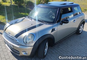 MINI Cooper Diesel 1.6 PSA 110cv - 08