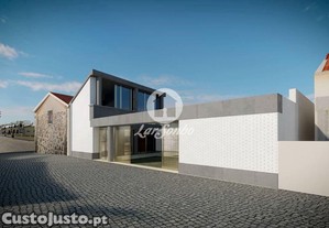 [240-M-25043] Moradia para restauro com Project...