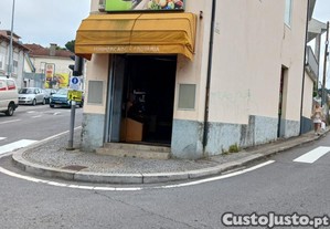 Trespasse de Mercearia Totalmente Equipada e em Funcionamento!