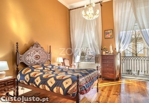 Moradia T5 No Bonfim Com Jardim De 110 M²