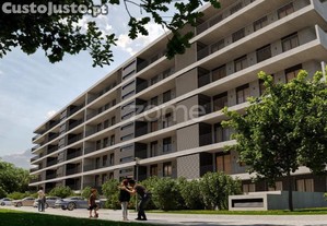 Apartamento T3 Com Suíte E Varanda Localizado...