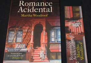 Livro Romance Acidental Martha Woodroof