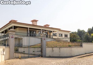 Moradia Individual T7 São Martinho De Bougado...