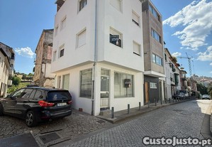 Prdio T4 Centro Histrico Bragana - 249.000 