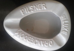 Cinzeiro Pilsner Antigo em porcelana RARO
