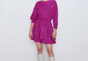 Vestido violeta da Zara novo