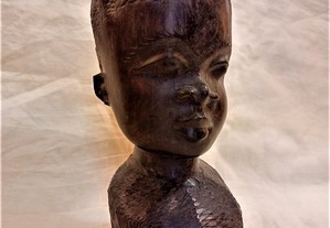 Estatueta Mulher Africana Pau Preto